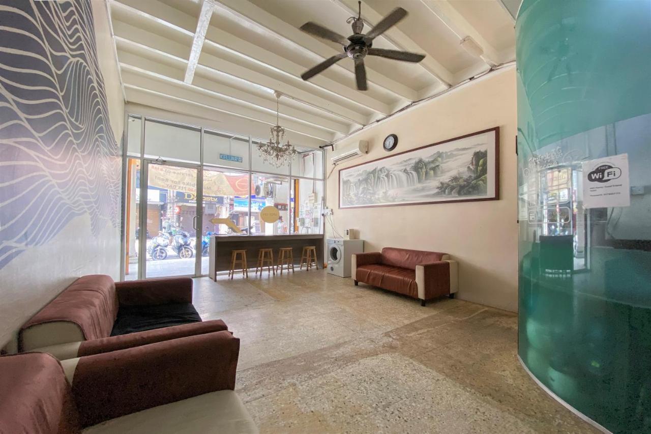 Spot On 89673 Good Friend Hotel George Town Extérieur photo