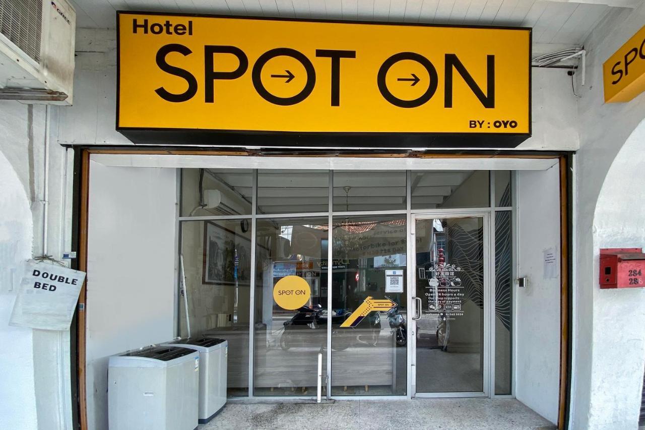 Spot On 89673 Good Friend Hotel George Town Extérieur photo