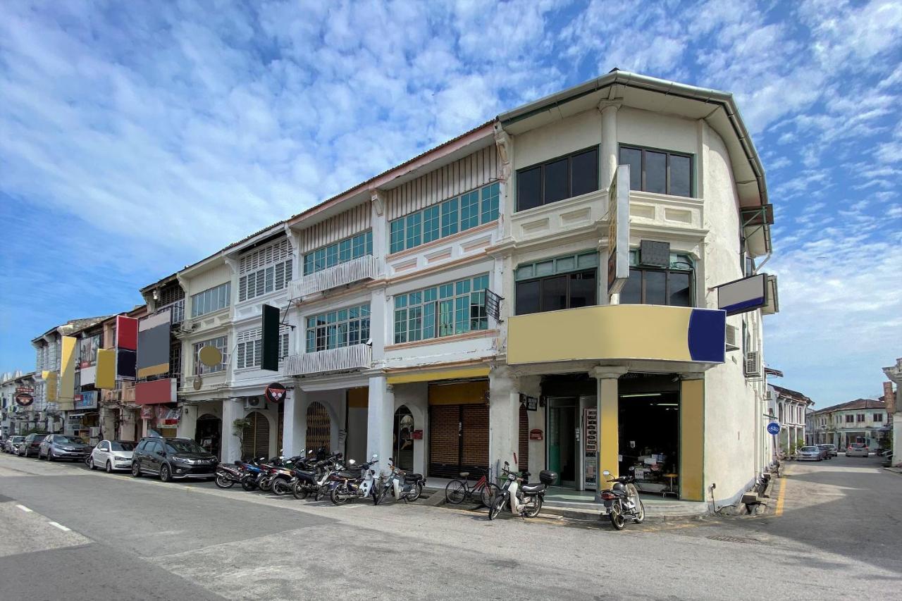 Spot On 89673 Good Friend Hotel George Town Extérieur photo