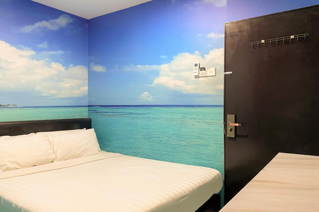 Spot On 89673 Good Friend Hotel George Town Extérieur photo